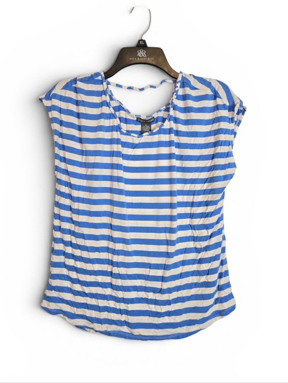 Chelsea & Theodore | Medium | Blue and White Stripes Short Sleeve Shirt